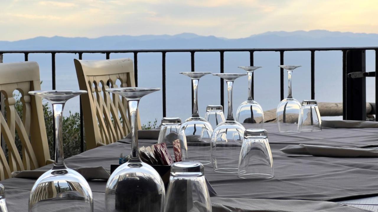 Torre Delle Stelle Residence ภายนอก รูปภาพ